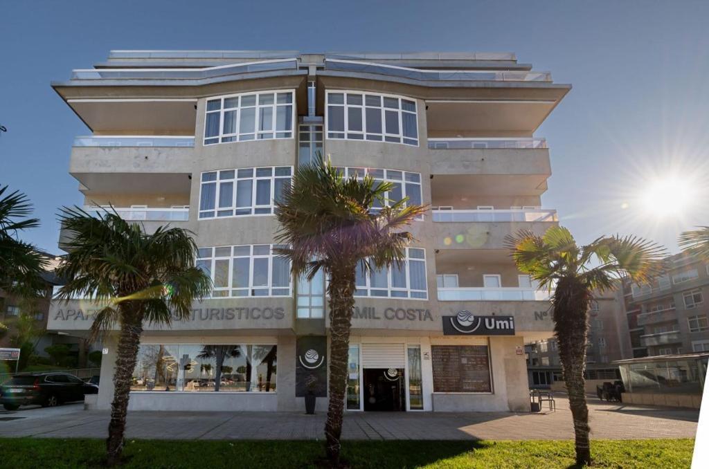 Primera Linea De Playa Samil Costa Con Garaje Incluido Vigo Extérieur photo