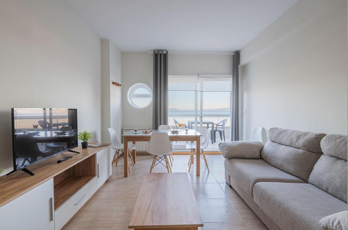 Primera Linea De Playa Samil Costa Con Garaje Incluido Vigo Extérieur photo